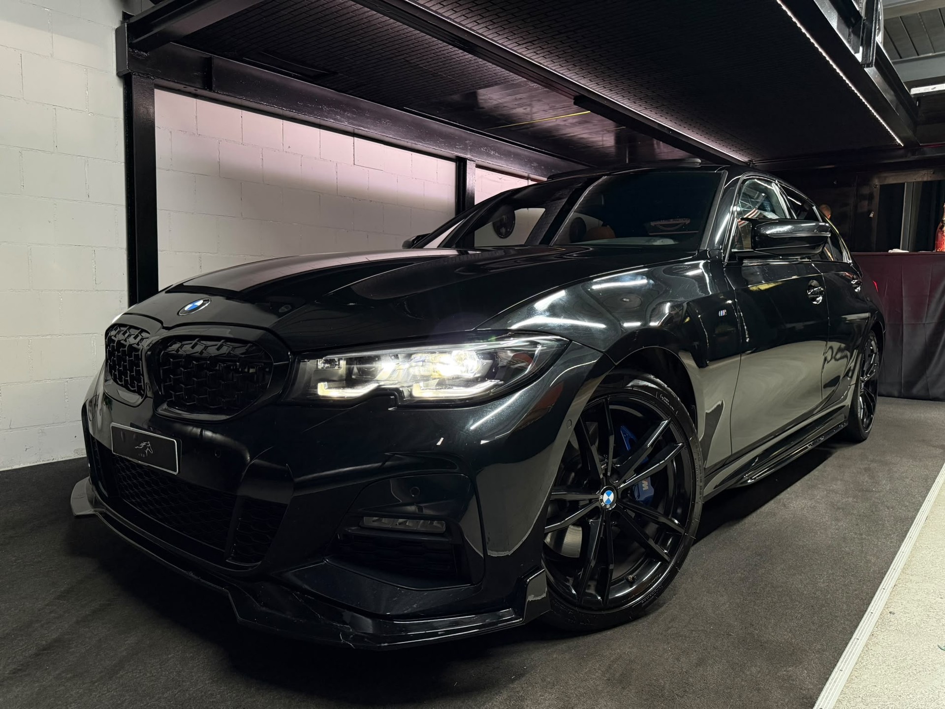 BMW 330i xDrive Steptronic M Sport-image-7