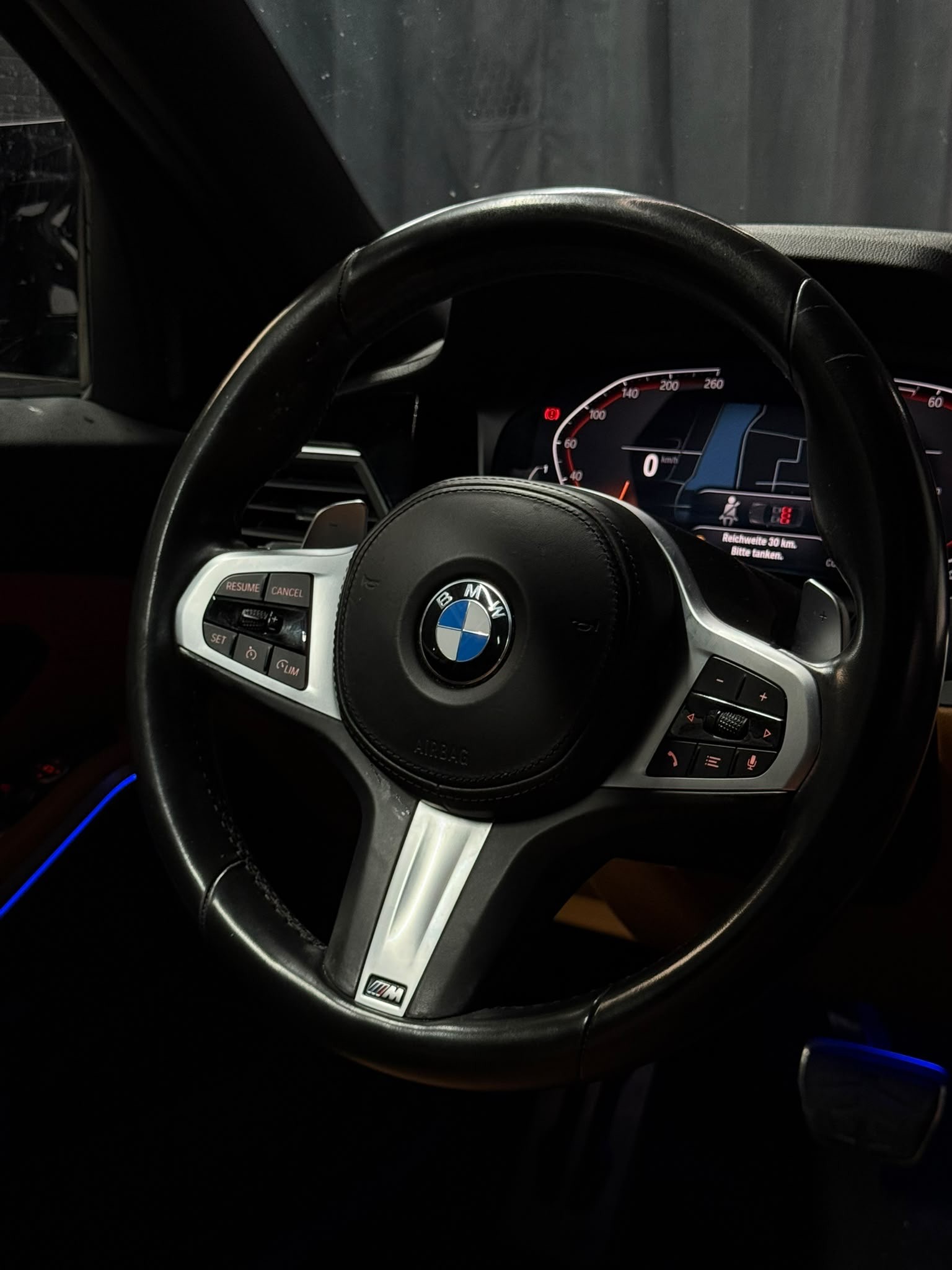 BMW 330i xDrive Steptronic M Sport-image-17