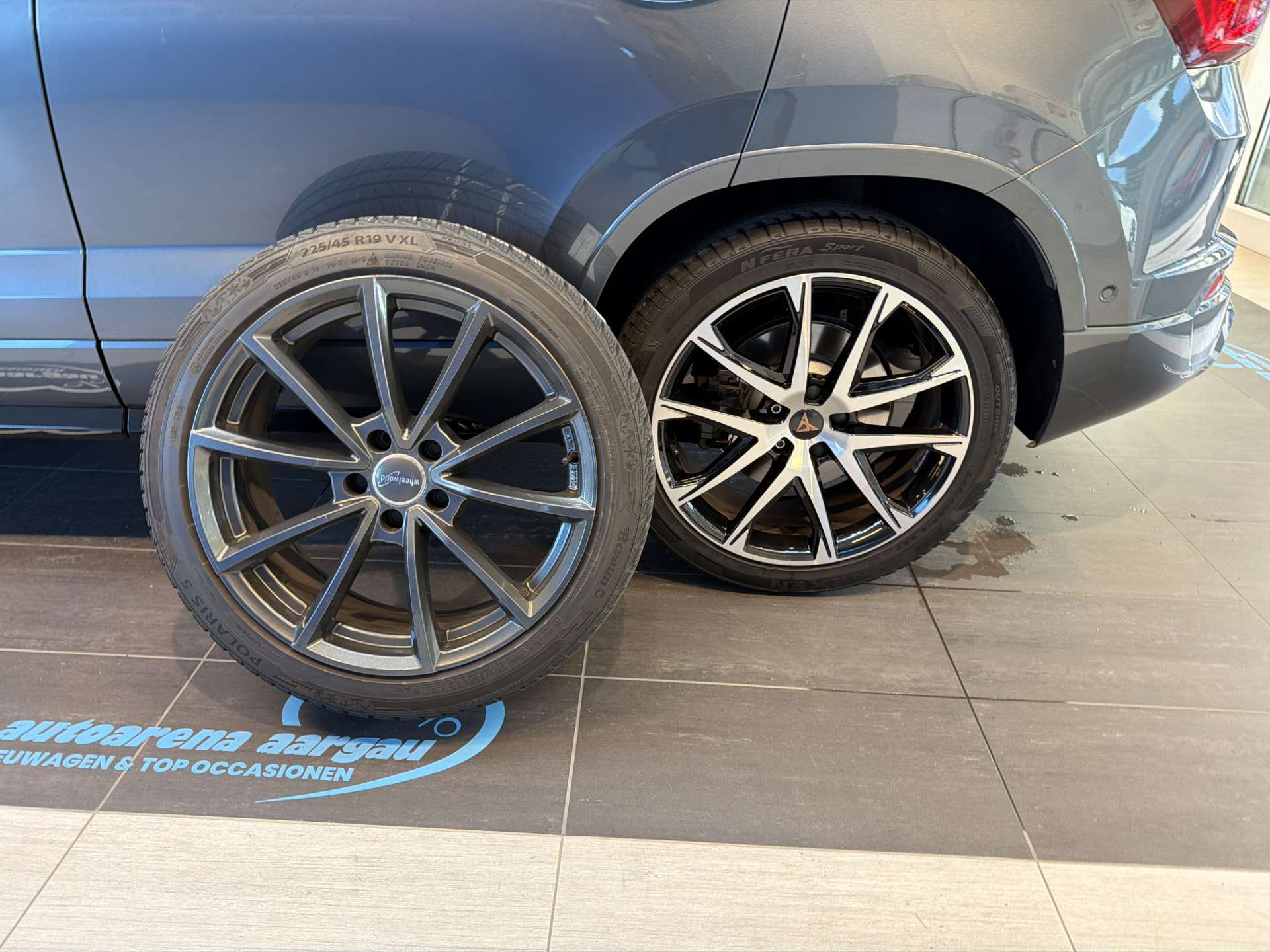 CUPRA Ateca 2.0 TSi ABT 350PS 4Drive DSG-Automat-image-8