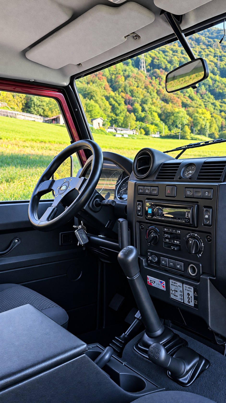 LAND ROVER Defender 130 2.2 TD4 DC High Capacity Pick Up-image-5