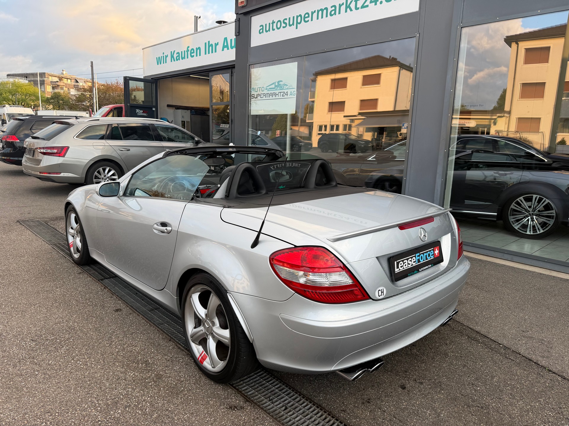 MERCEDES-BENZ SLK 350-image-3