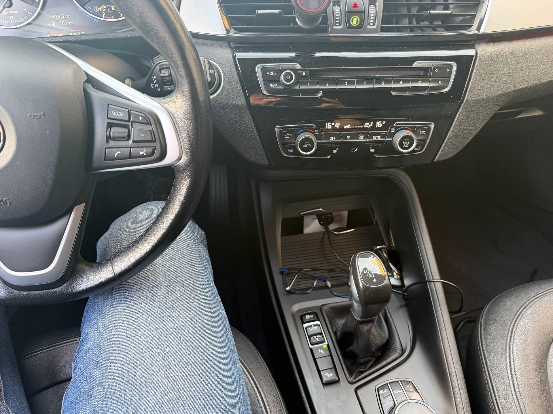 BMW X1 xDrive 18d xLine Steptronic-image-4