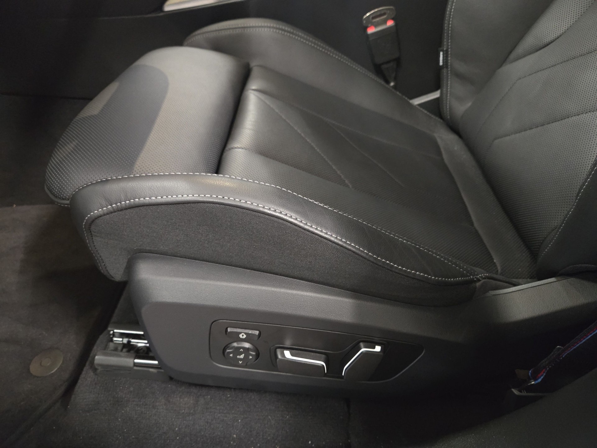 BMW X3 xDrive 48V 40d M Sport Pro-image-18
