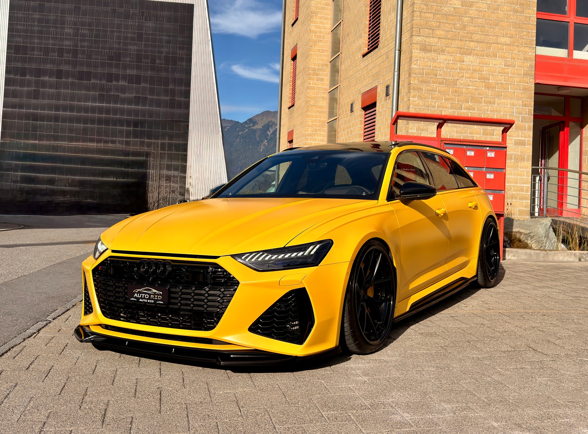 AUDI RS6 Avant 4.0 TFSI V8 quattro-image-15