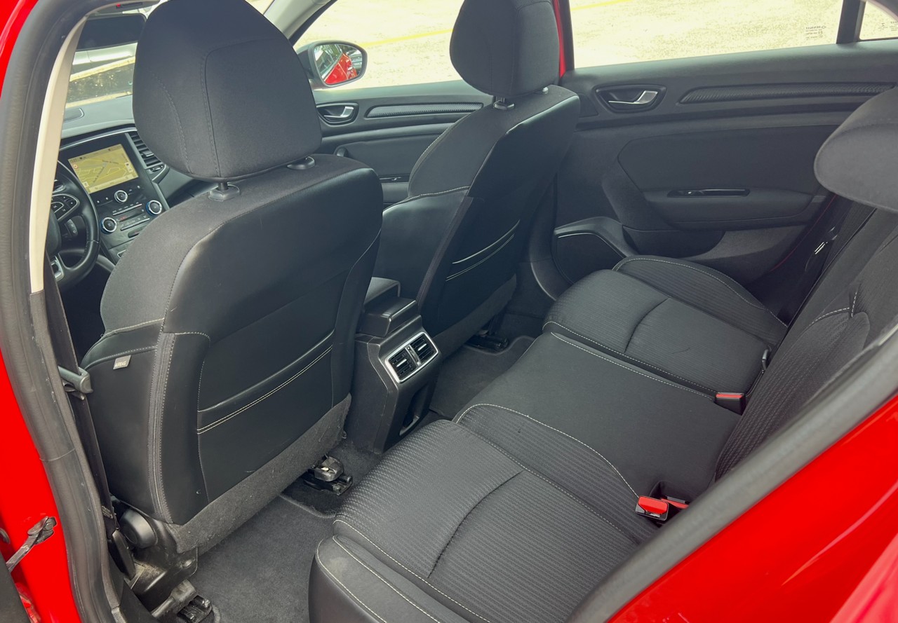 RENAULT Mégane Grandtour 1.5 dCi Business EDC-image-8