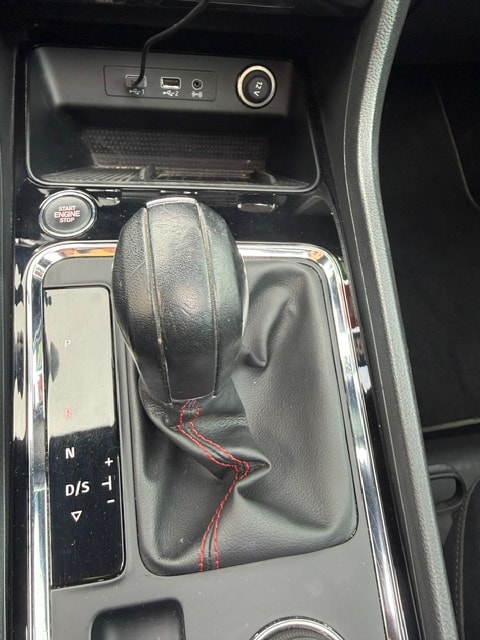 SEAT Ateca 2.0 TSI FR 4Drive DSG-image-17