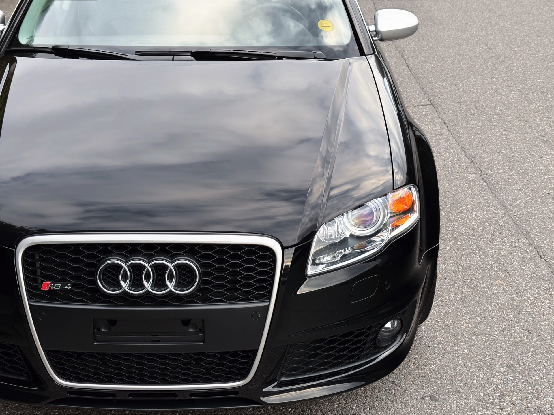 AUDI RS4 Limousine 4.2 V8 quattro-image-8