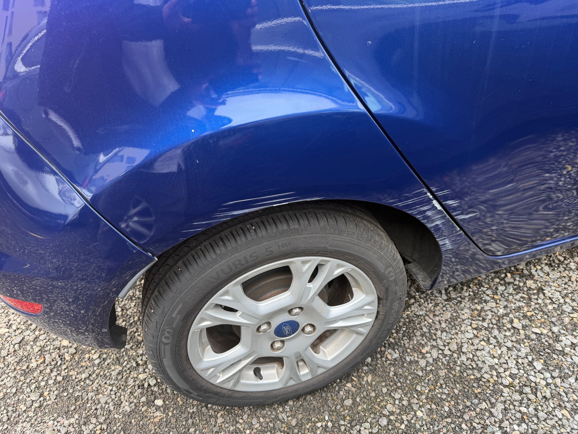 FORD Fiesta 1.0 SCTi Trend PowerShift-image-4