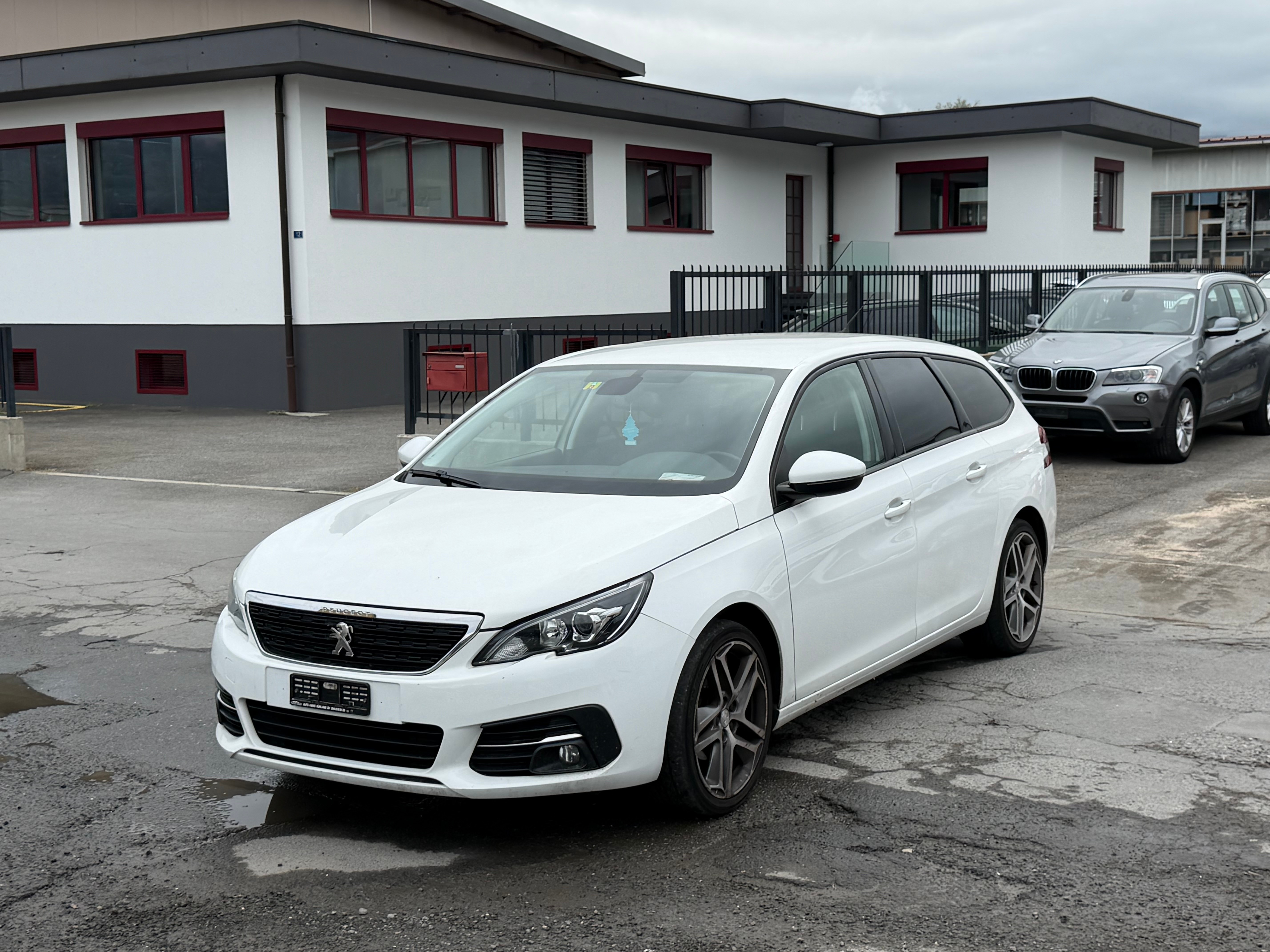 Car photo