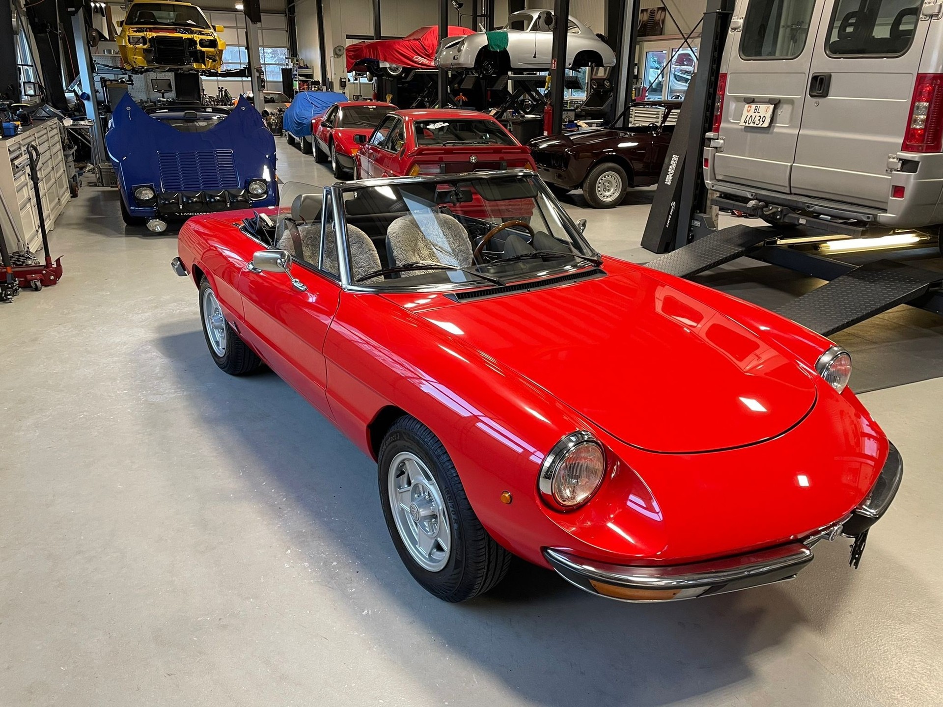 ALFA ROMEO Spider 2.0 (Veloce)-image-4