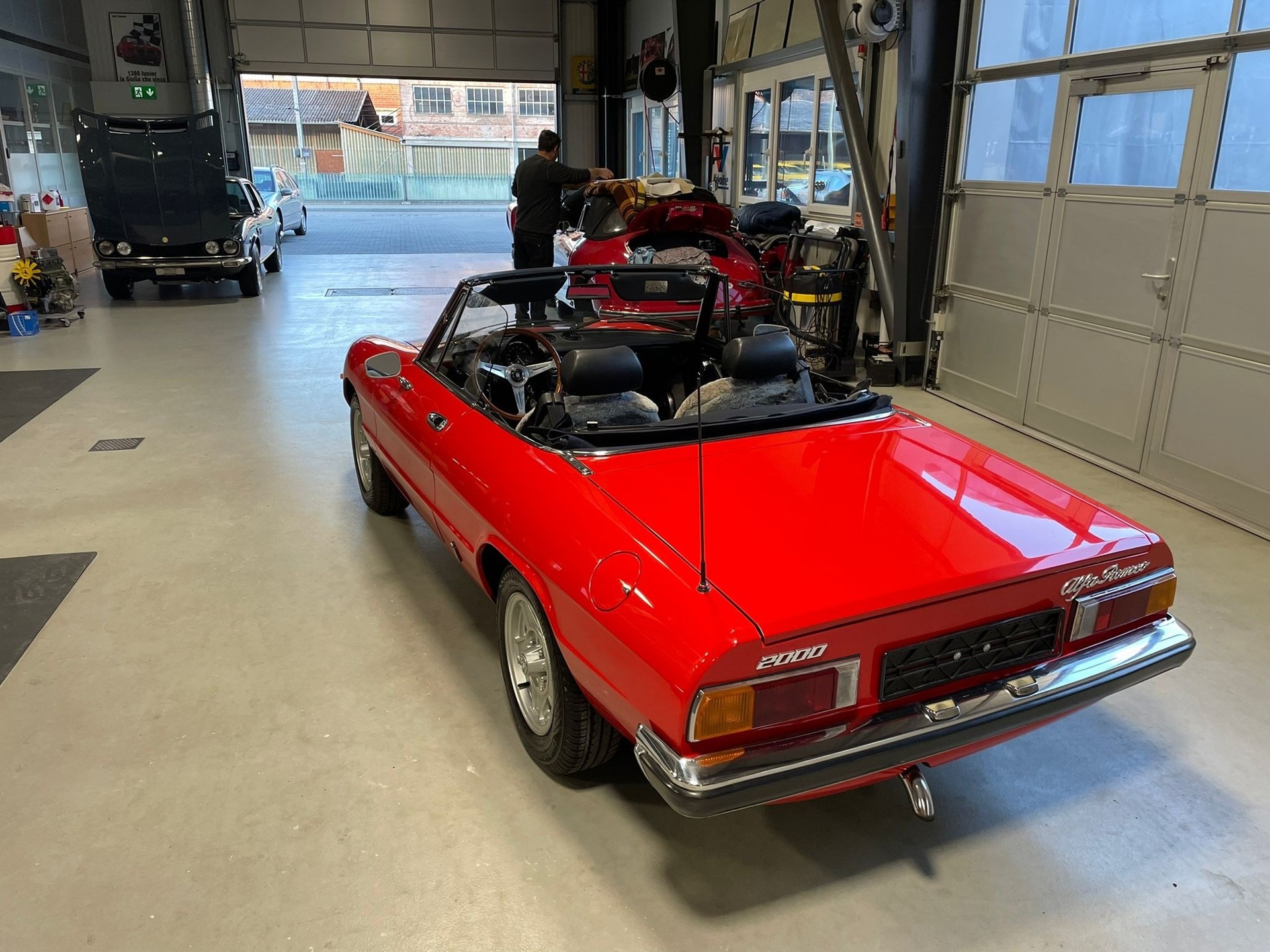 ALFA ROMEO Spider 2.0 (Veloce)-image-6