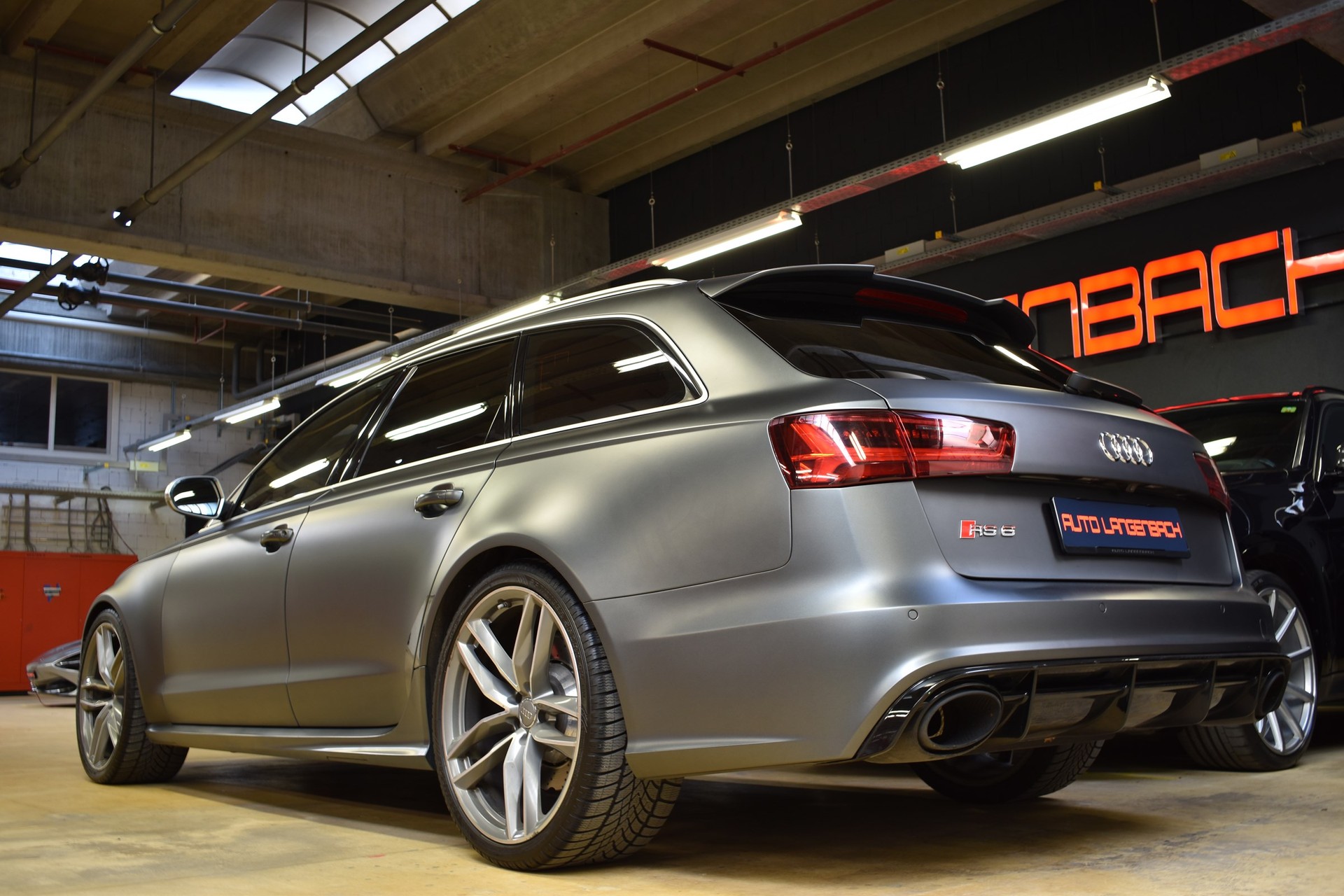 AUDI RS6 Avant 4.0 TFSI V8 quattro Tiptronic-image-11