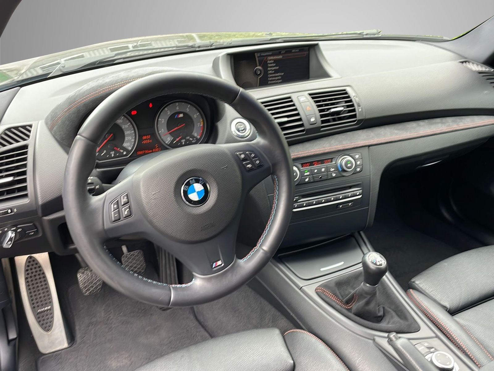 BMW 1er M Coupé-image-7