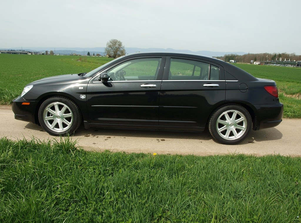 CHRYSLER Sebring 2.7 V6 Limousine Ltd.-image-8