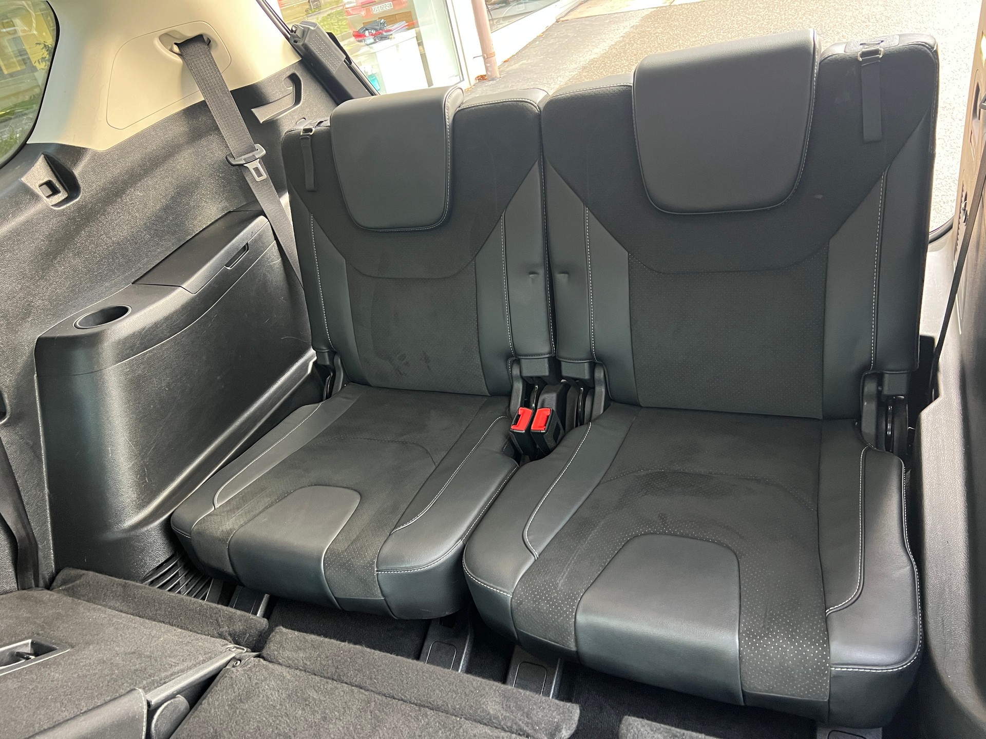 FORD S-Max 2.0 TDCi teuerste Version Titanium 7-Sitzer AWD PowerShift CH-Auto 57% unter NP-image-15