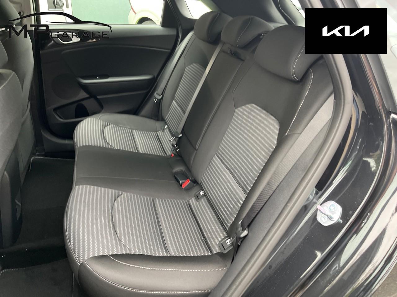 KIA Ceed 1.5 T-GDi Power-image-12