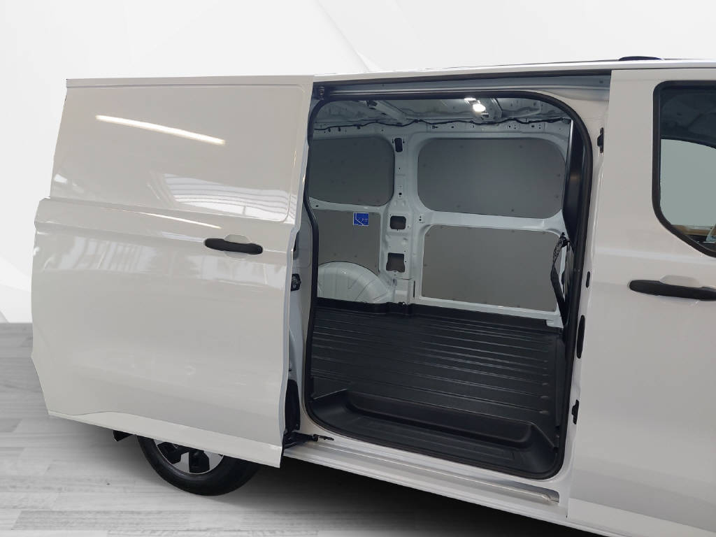 FORD E-Transit C Van 320 L1 Trend-image-7