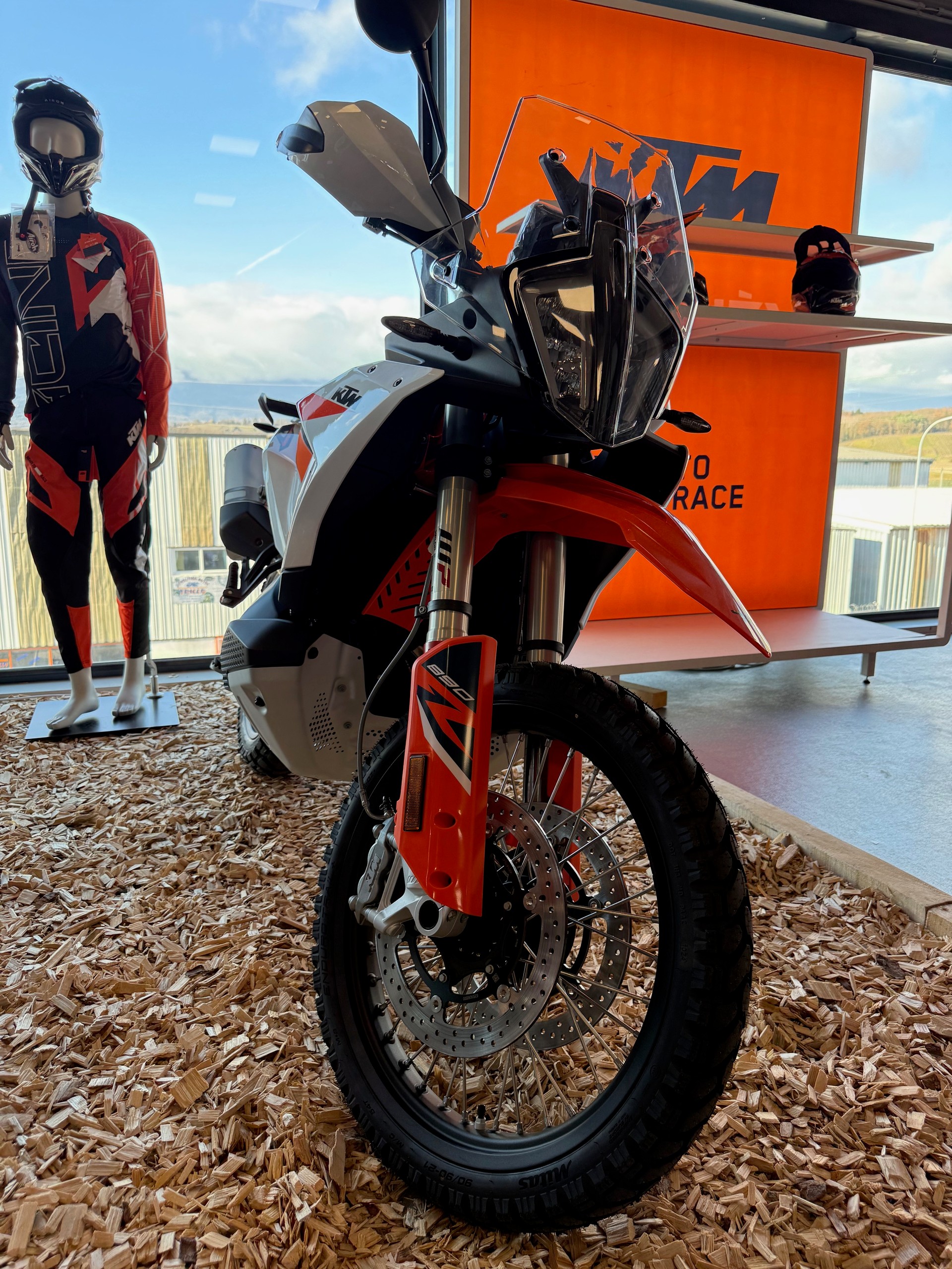 KTM 890 Adventure R 2025-image-5