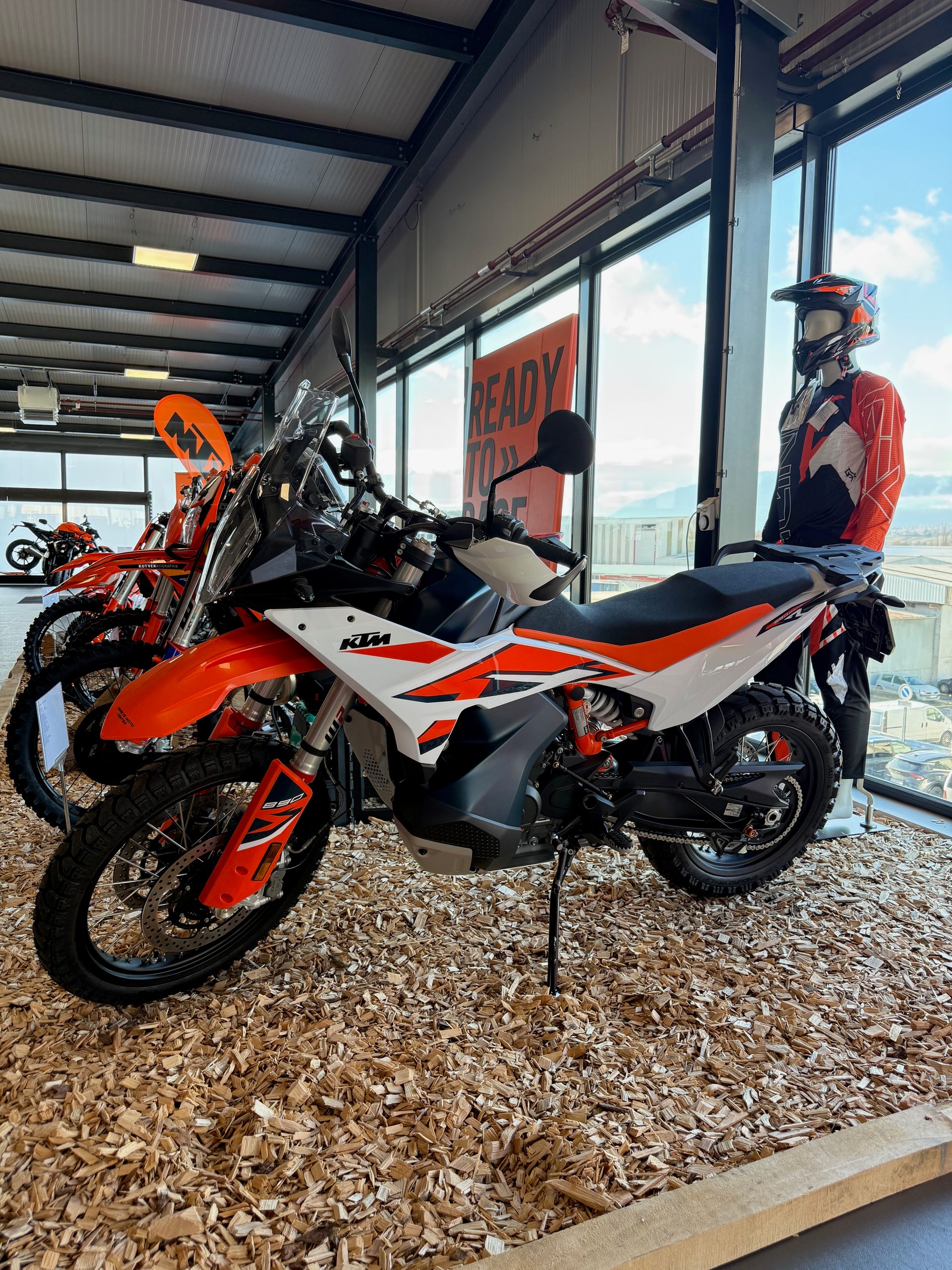 KTM 890 Adventure R 2025
