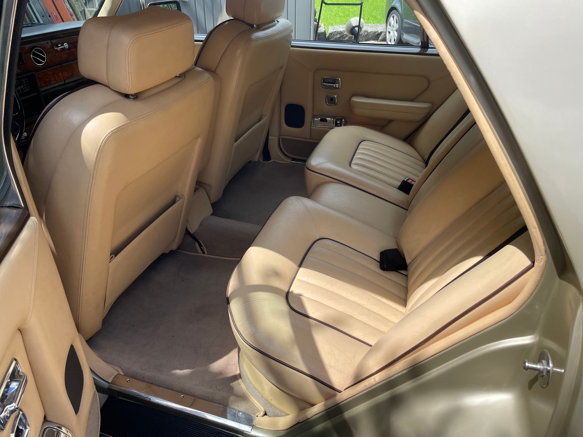 ROLLS-ROYCE Silver Spirit-image-6