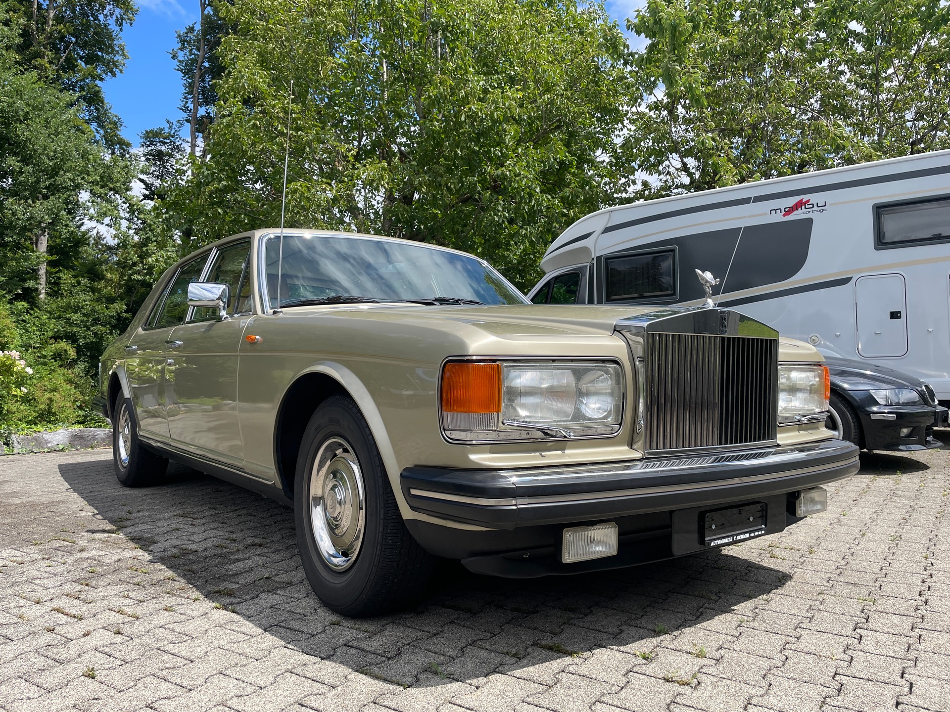 ROLLS-ROYCE Silver Spirit