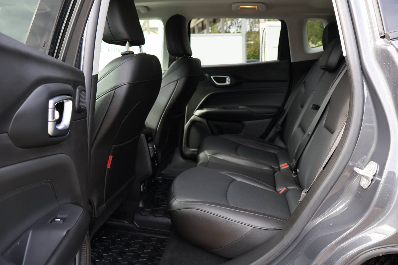JEEP Compass 1.3 Trailhawk 4xe-image-15