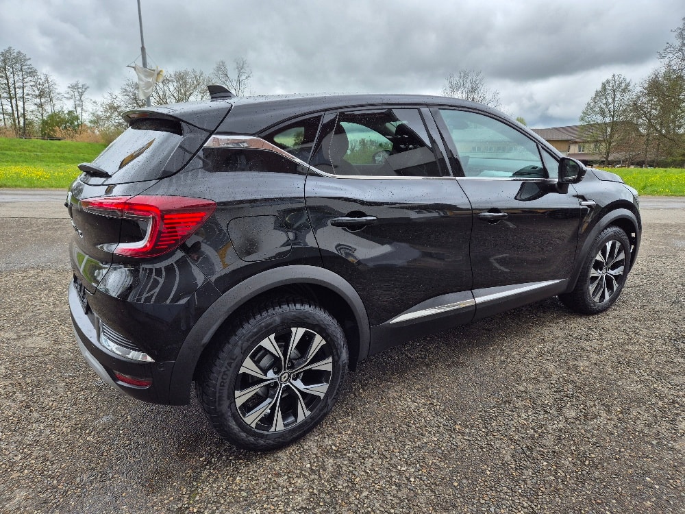 RENAULT Captur 1.3 TCe Techno EDC-image-3