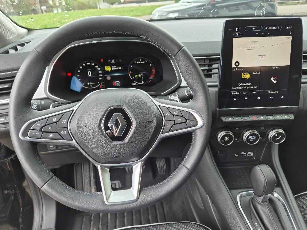 RENAULT Captur 1.3 TCe Techno EDC-image-6