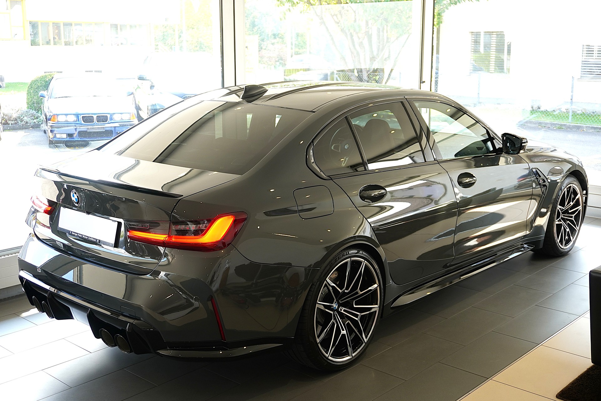 BMW M3 Competition M xDrive-image-4