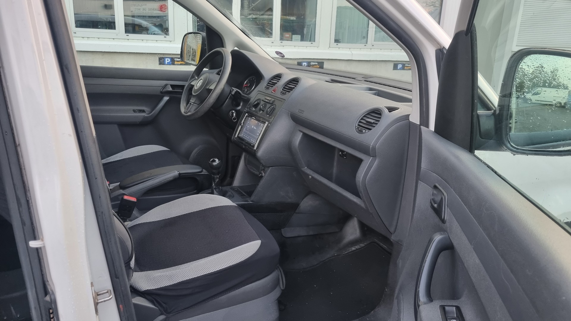VW Caddy 1.2 TSI-image-8