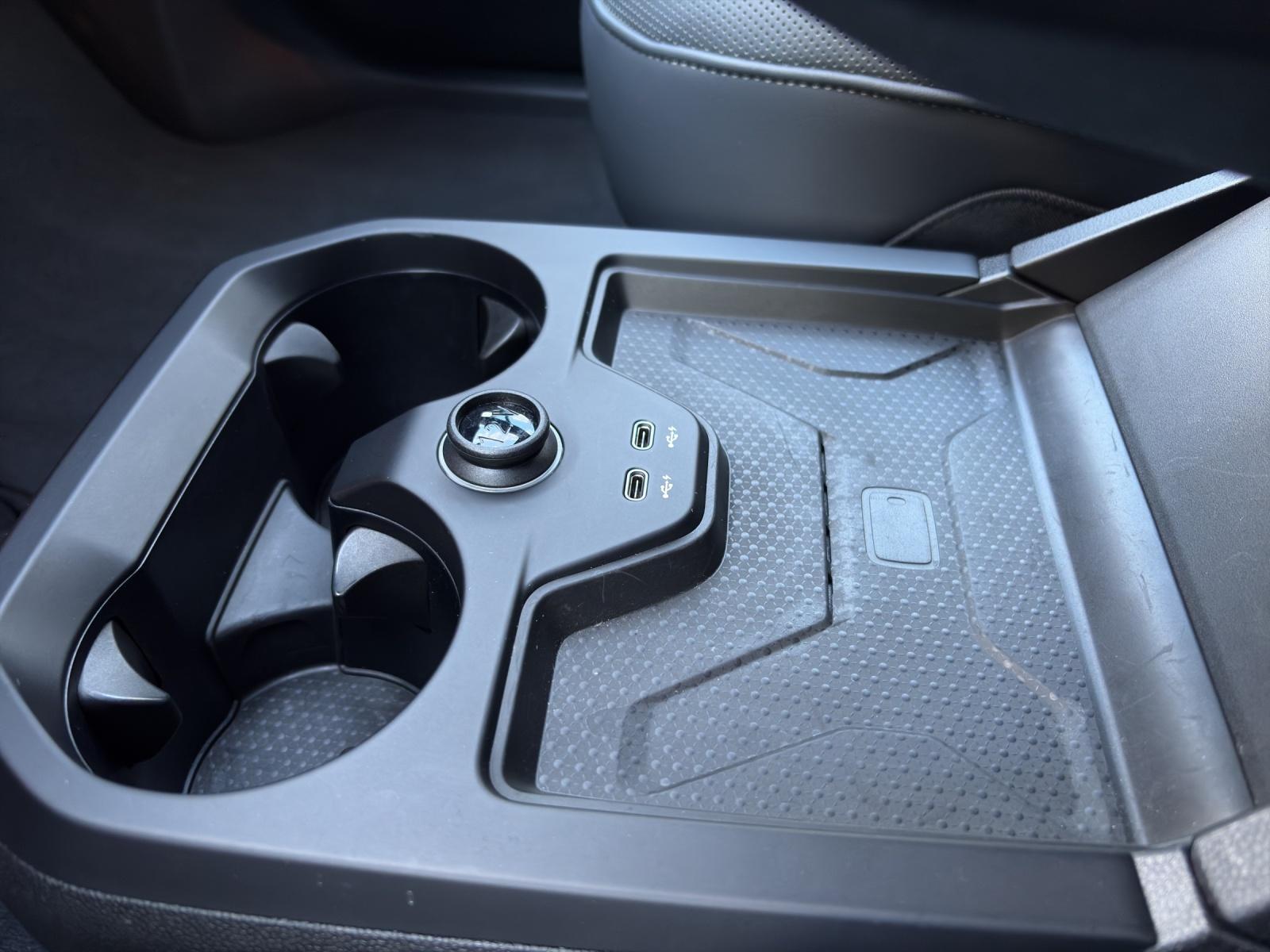 BMW iX xDrive40-image-20