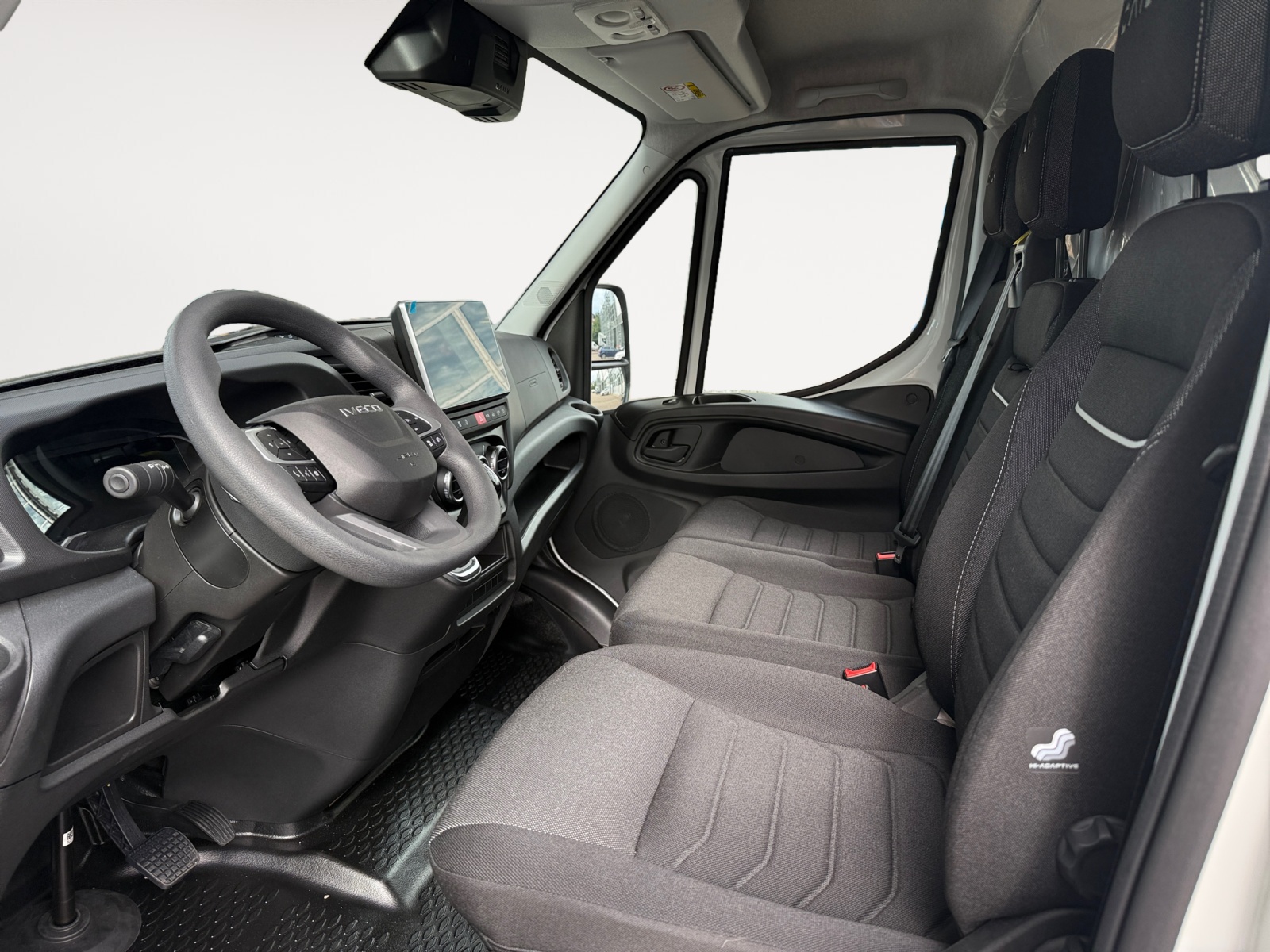 IVECO DAILY MY24 35S16A8 RS 3750 mit Koffer/Hebebühne-Aufbau-image-5