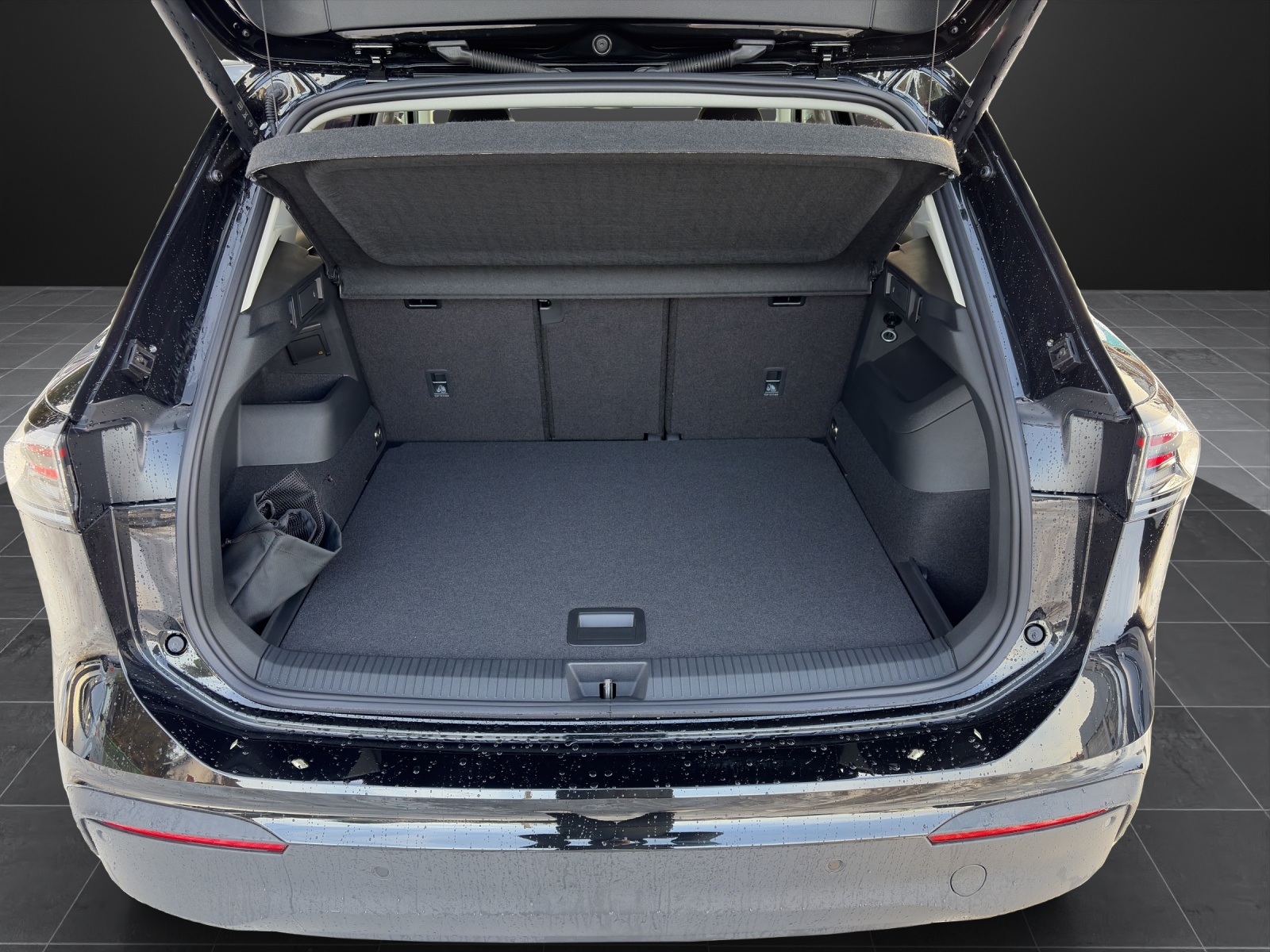 VW Tiguan 2.0 TDI SCR Elegance 4Motion DSG-image-12