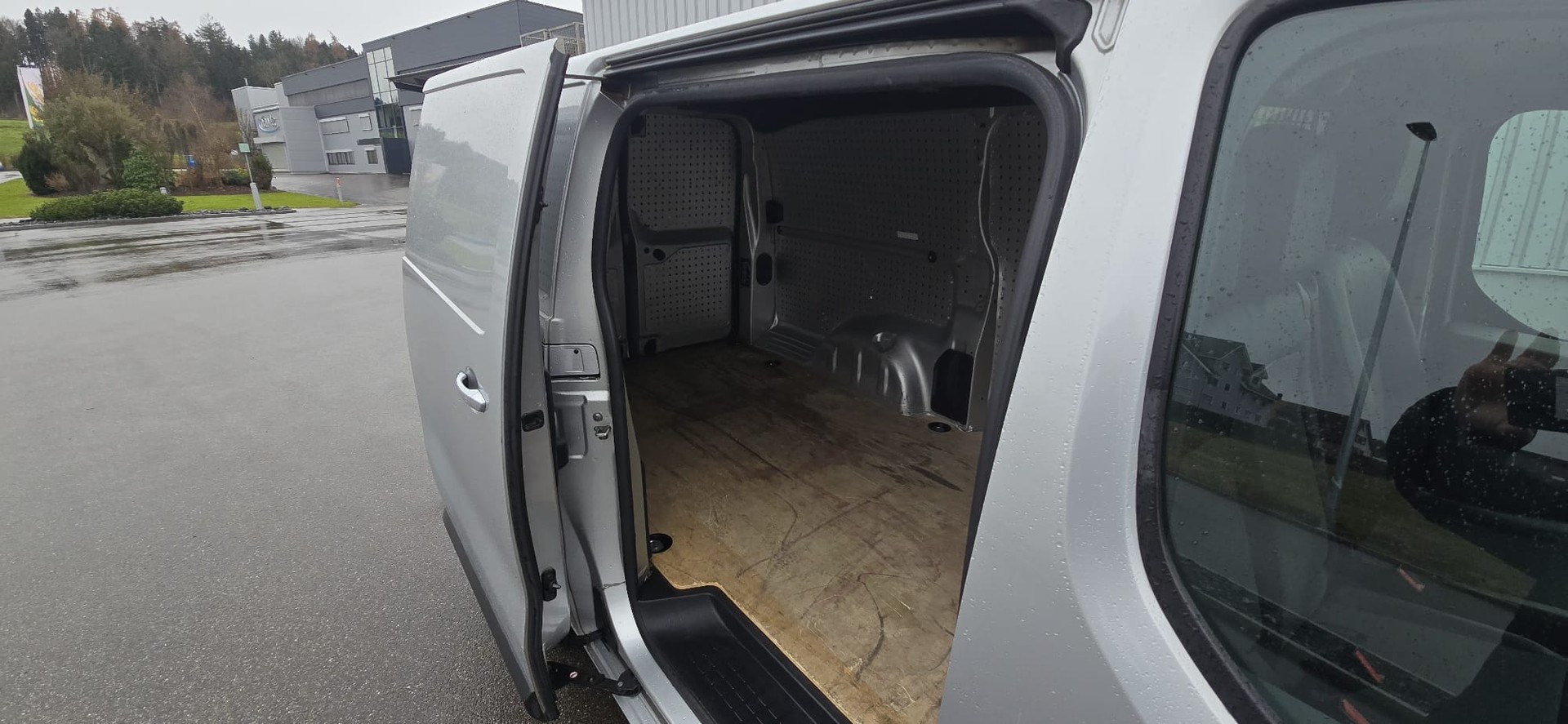 CITROEN Jumpy 2.0 BlueHDi 180 S&S XL Attraction EAT6 /177 PS/ AHK/-image-9