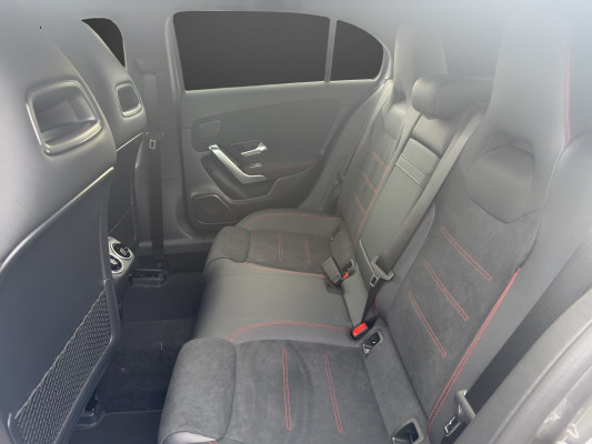MERCEDES-BENZ A 220 d 8G-DCT-image-9