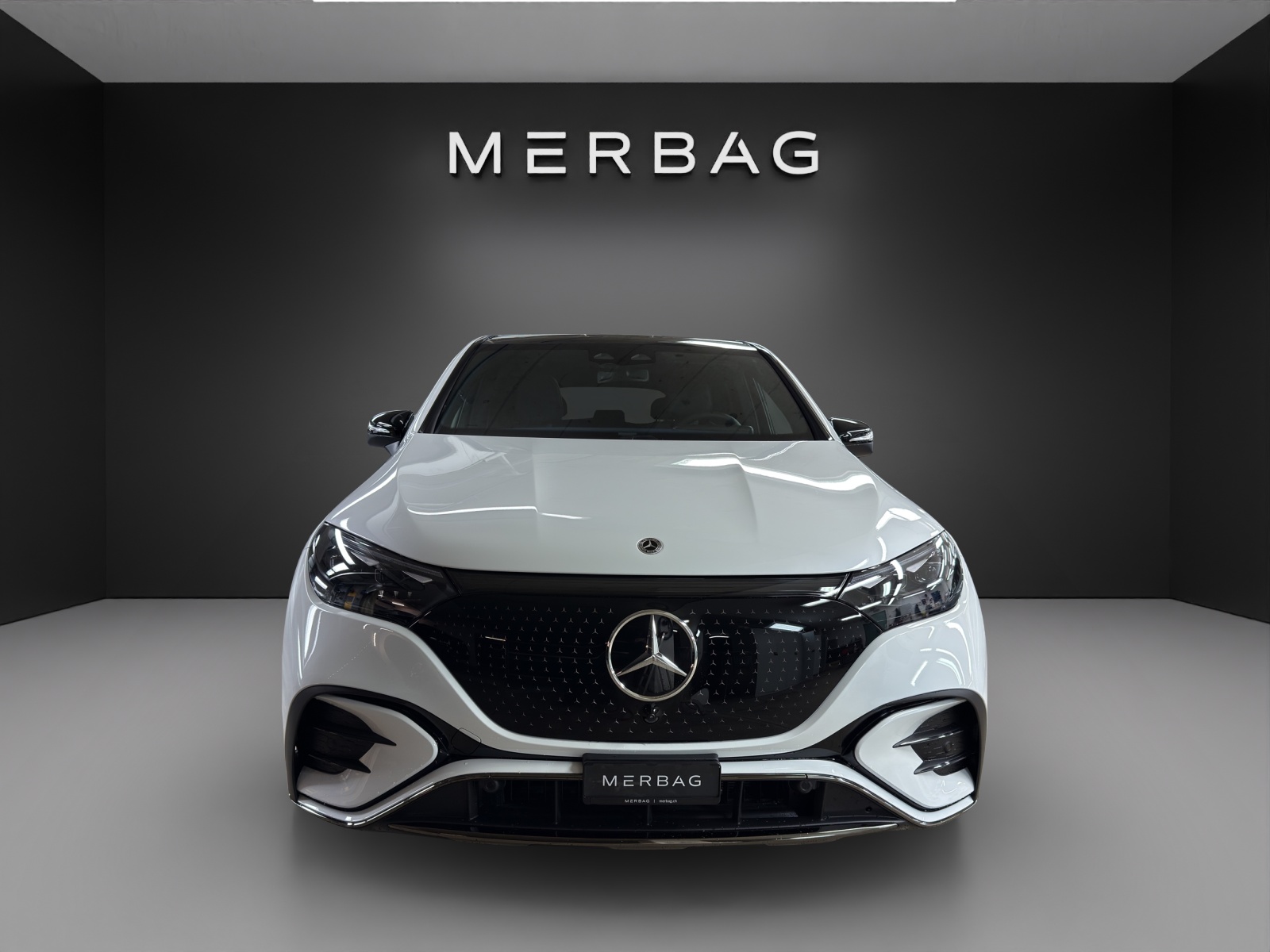 MERCEDES-BENZ EQE SUV 350 4 Matic Excellence Edition-image-6