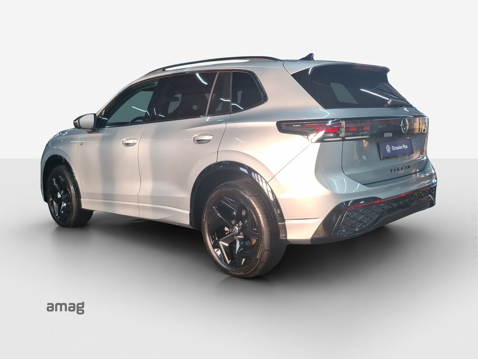 VW Tiguan 2.0 TDI SCR R-Line 4Motion DSG-image-2