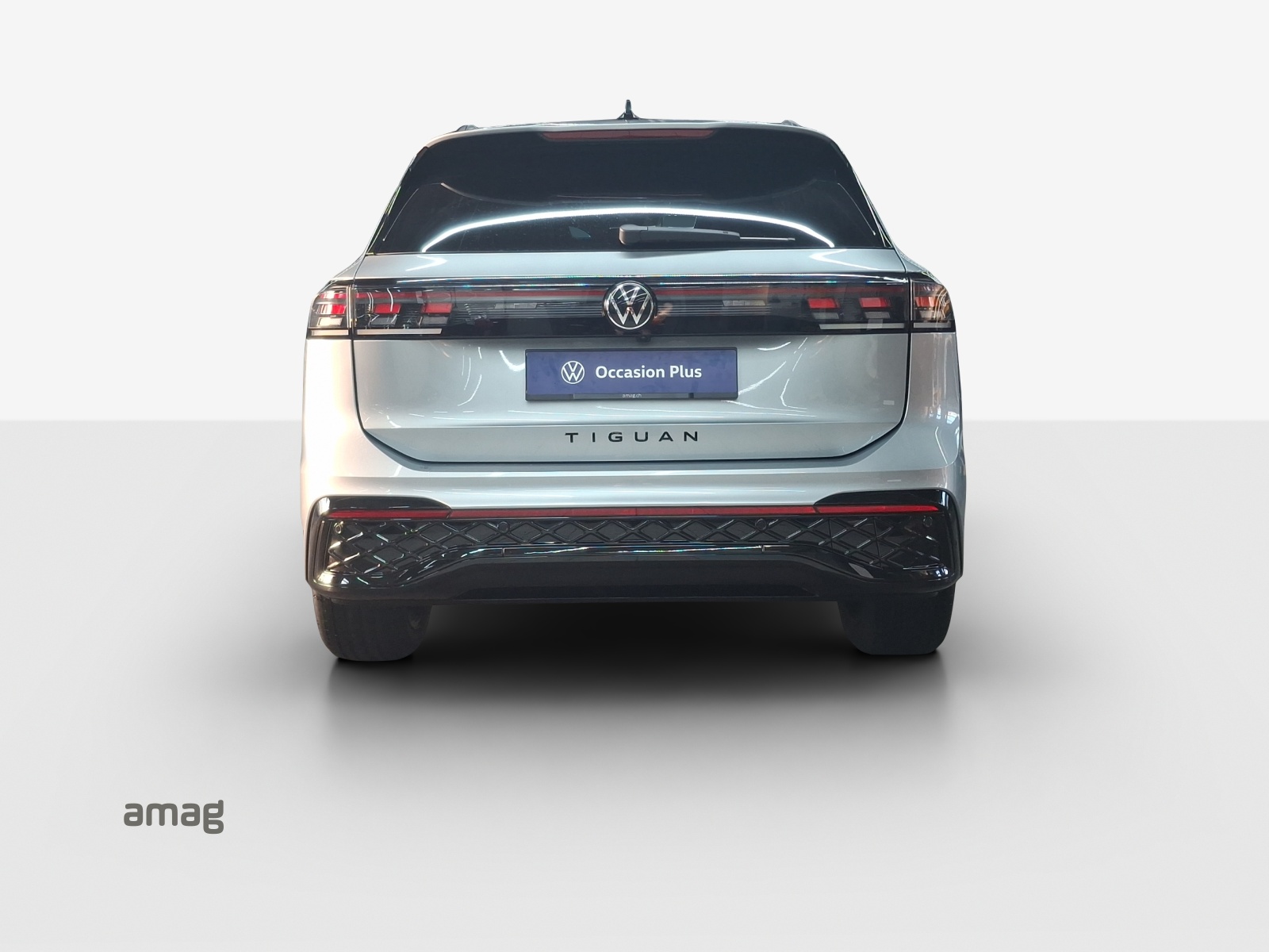 VW Tiguan 2.0 TDI SCR R-Line 4Motion DSG-image-3