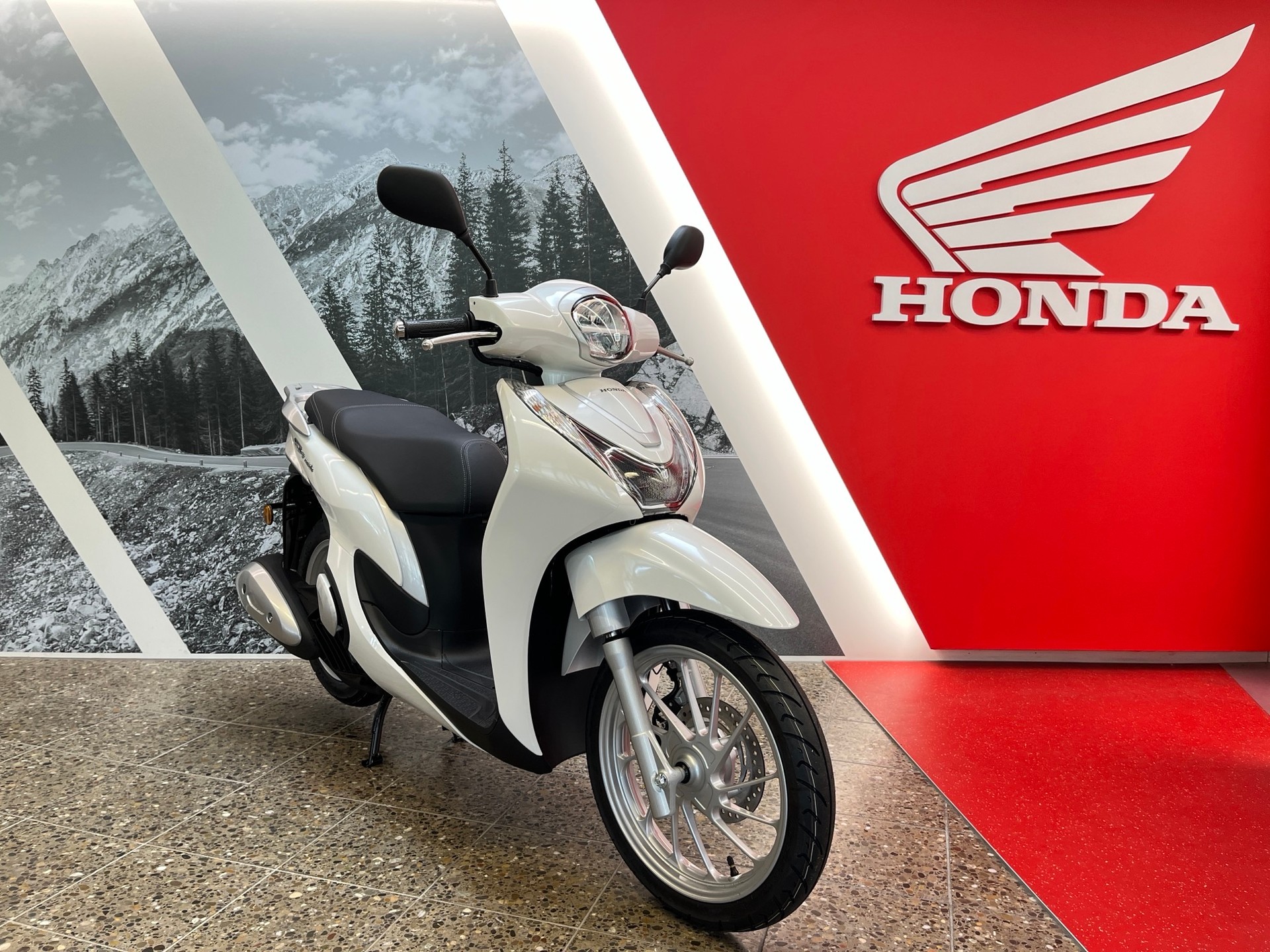 HONDA SH 125 i Mode-showroom-element-2