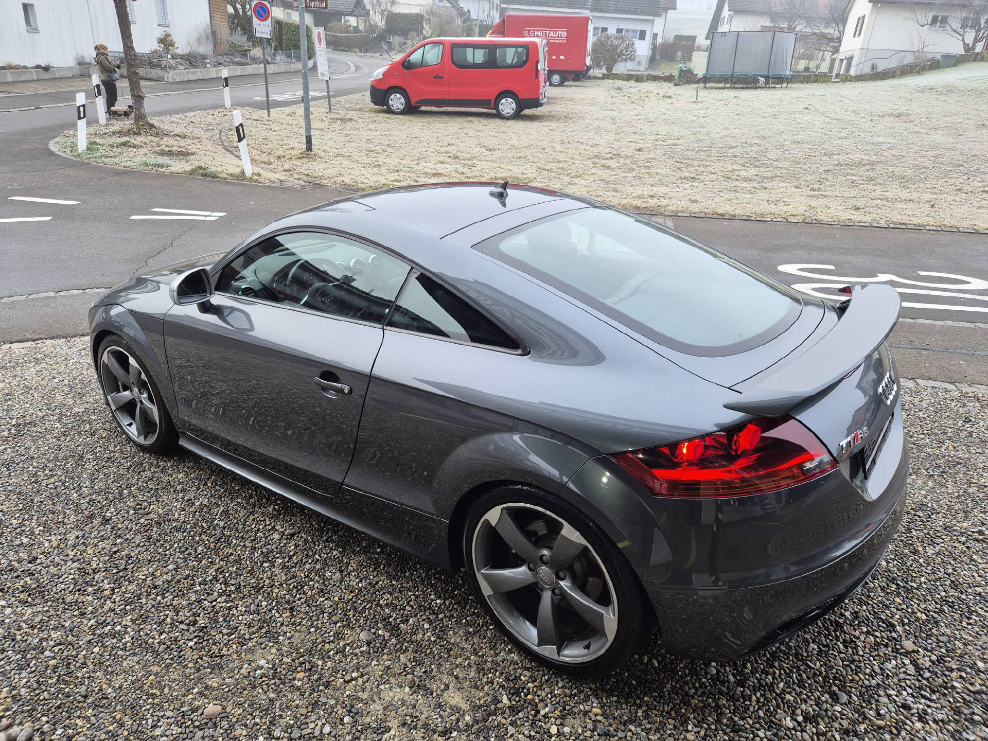 AUDI TT RS Coupé 2.5 TFSI quattro-image-4
