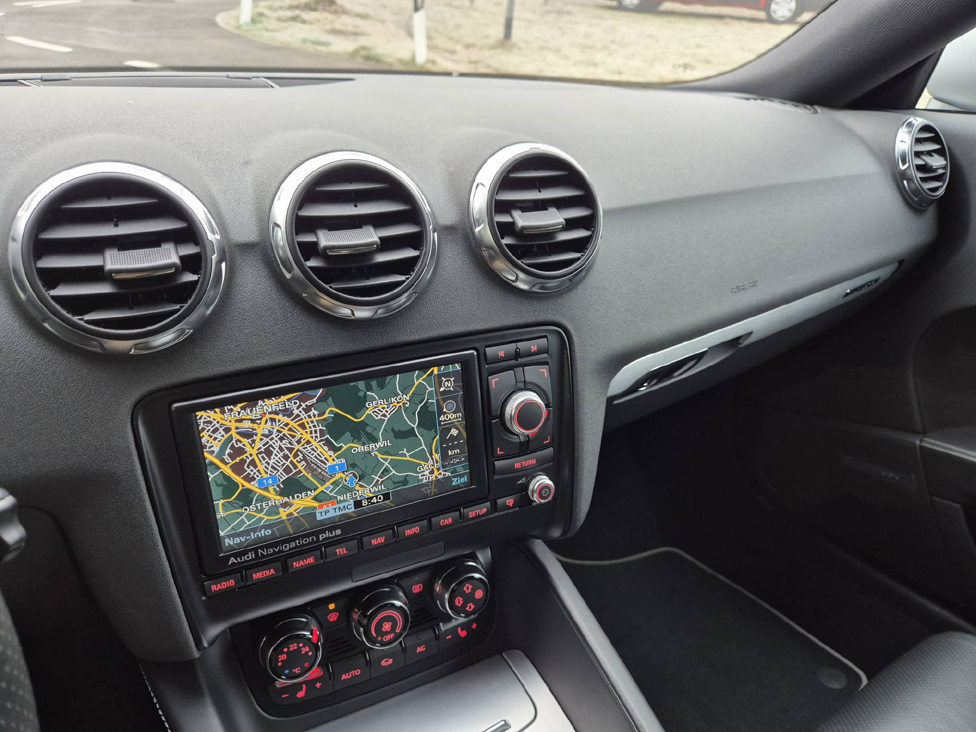 AUDI TT RS Coupé 2.5 TFSI quattro-image-10