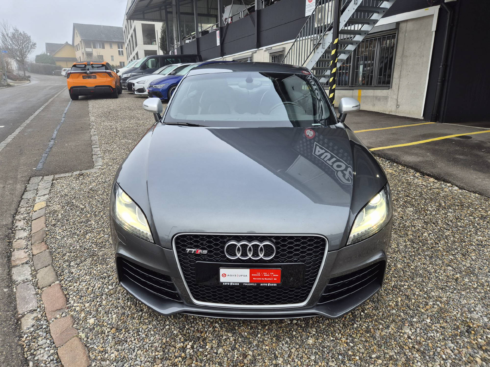 AUDI TT RS Coupé 2.5 TFSI quattro-image-2