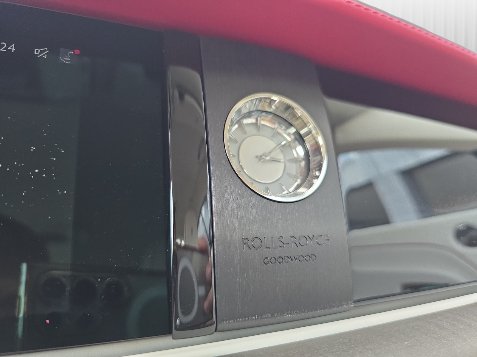 ROLLS-ROYCE SPECTRE - Demo Fahrzeug - Herstellergarantie bis März 2030-image-15
