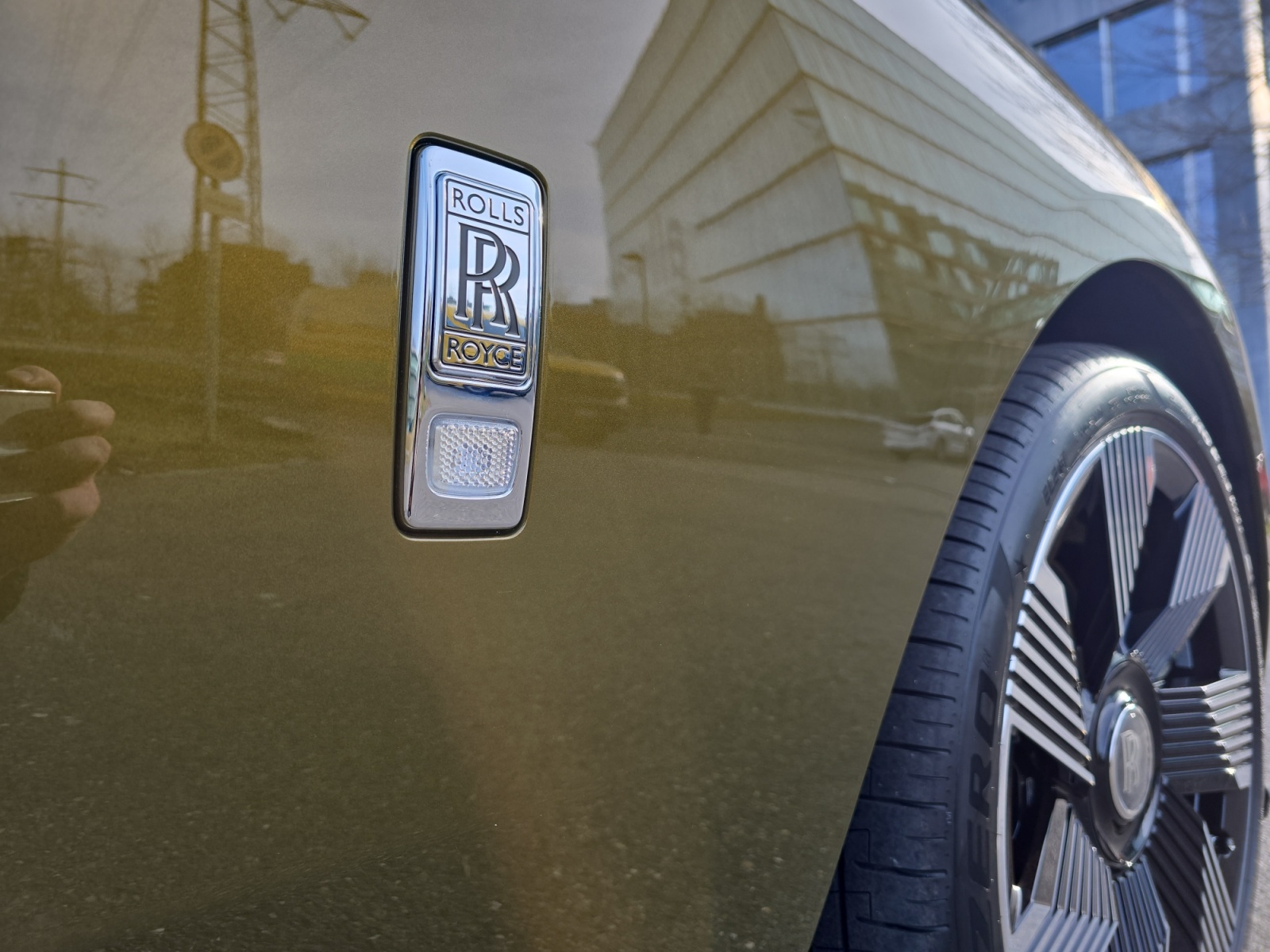 ROLLS-ROYCE SPECTRE - Demo Fahrzeug - Herstellergarantie bis März 2030-image-18