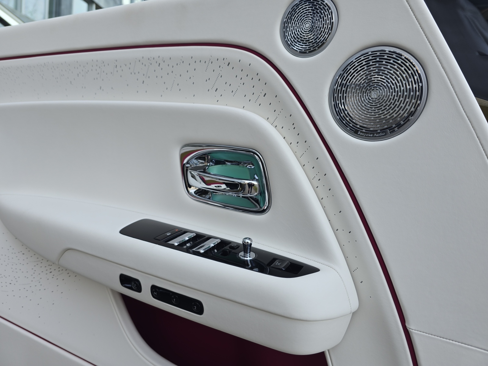 ROLLS-ROYCE SPECTRE - Demo Fahrzeug - Herstellergarantie bis März 2030-image-11