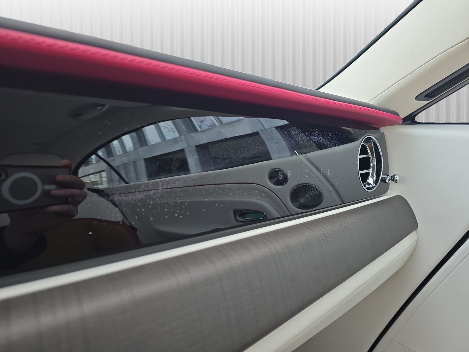 ROLLS-ROYCE SPECTRE - Demo Fahrzeug - Herstellergarantie bis März 2030-image-14