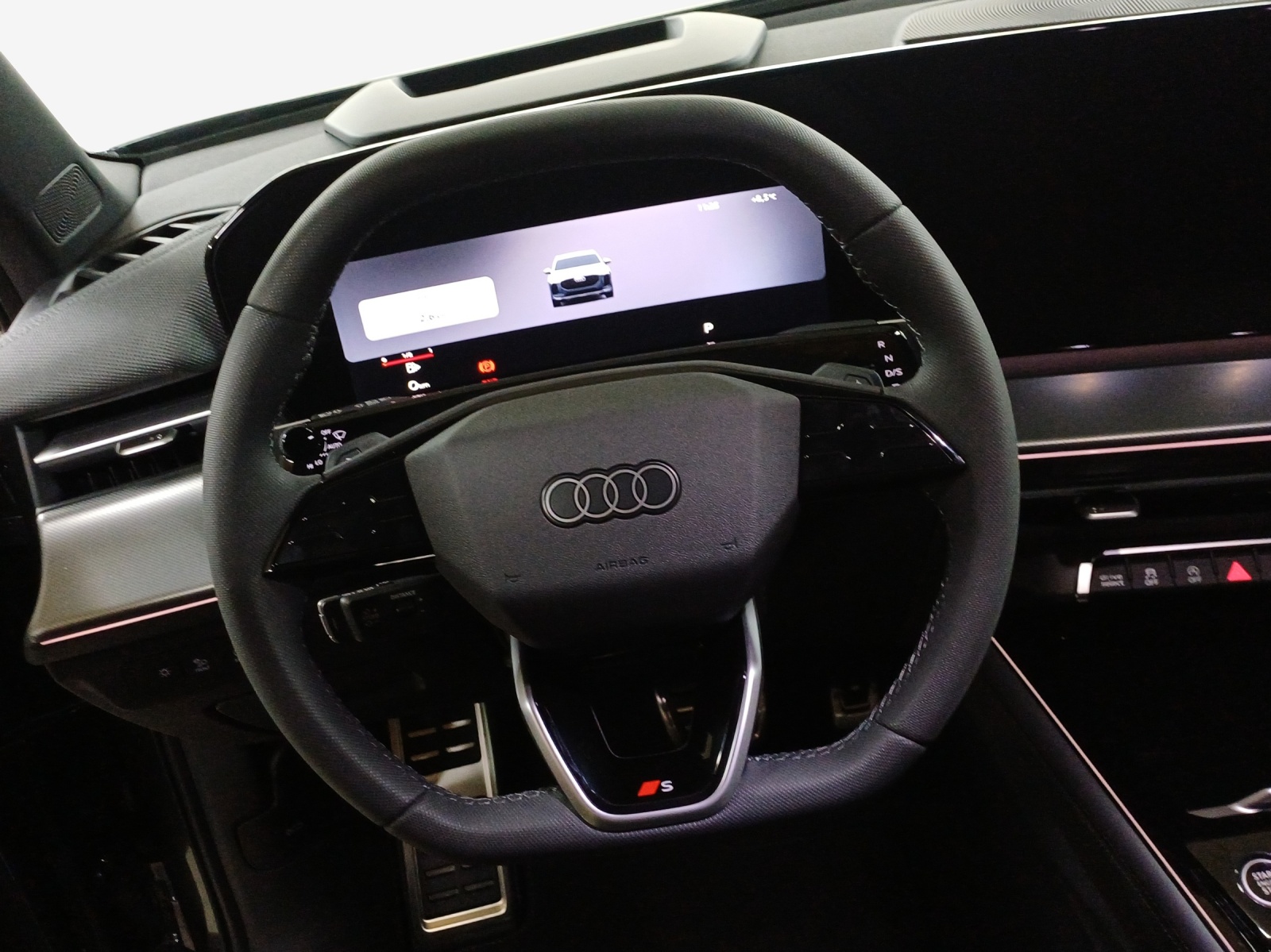 AUDI Q3 SUV 110 kW TFSI S tronic-image-9