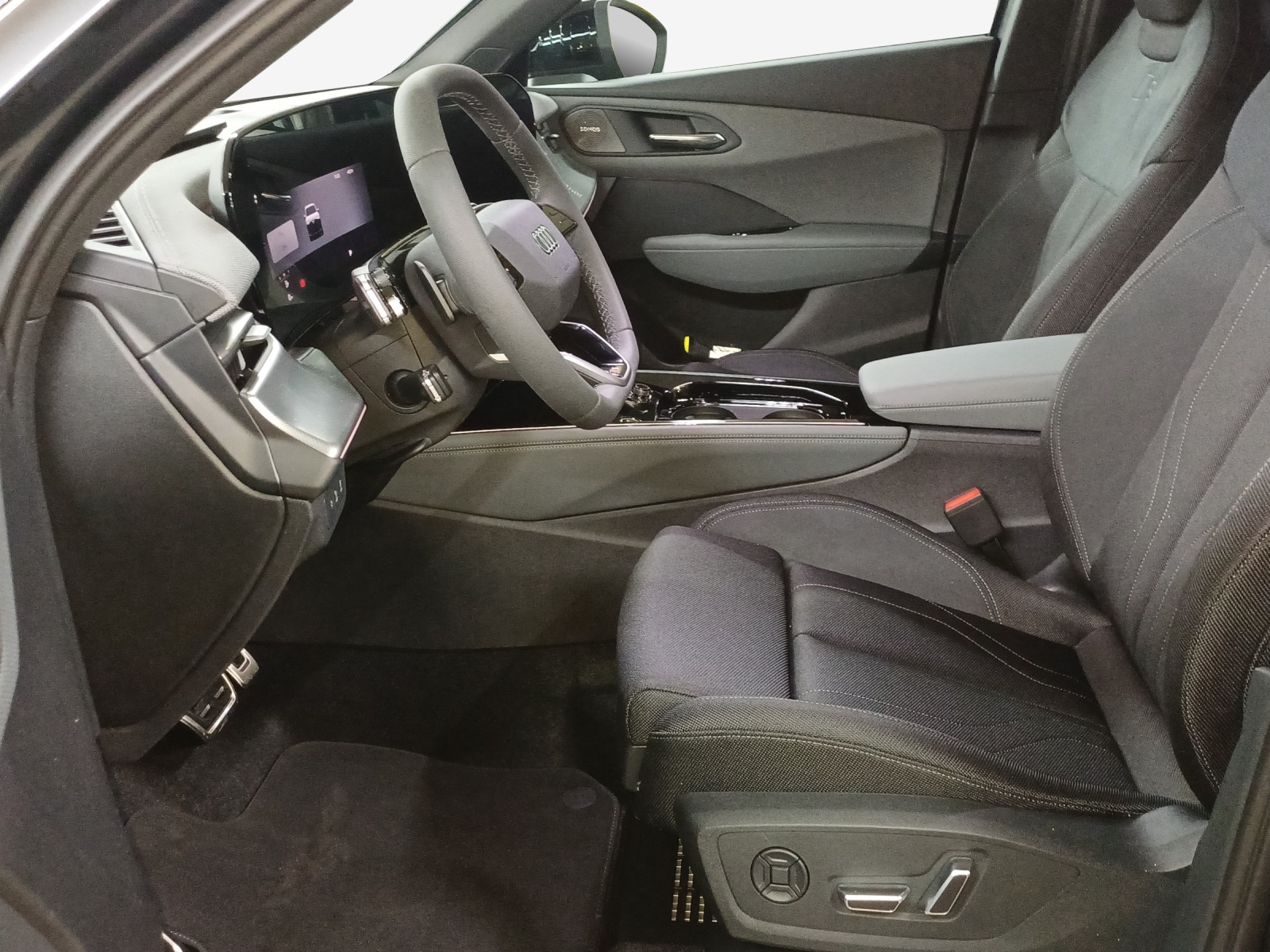AUDI Q3 SUV 110 kW TFSI S tronic-image-7