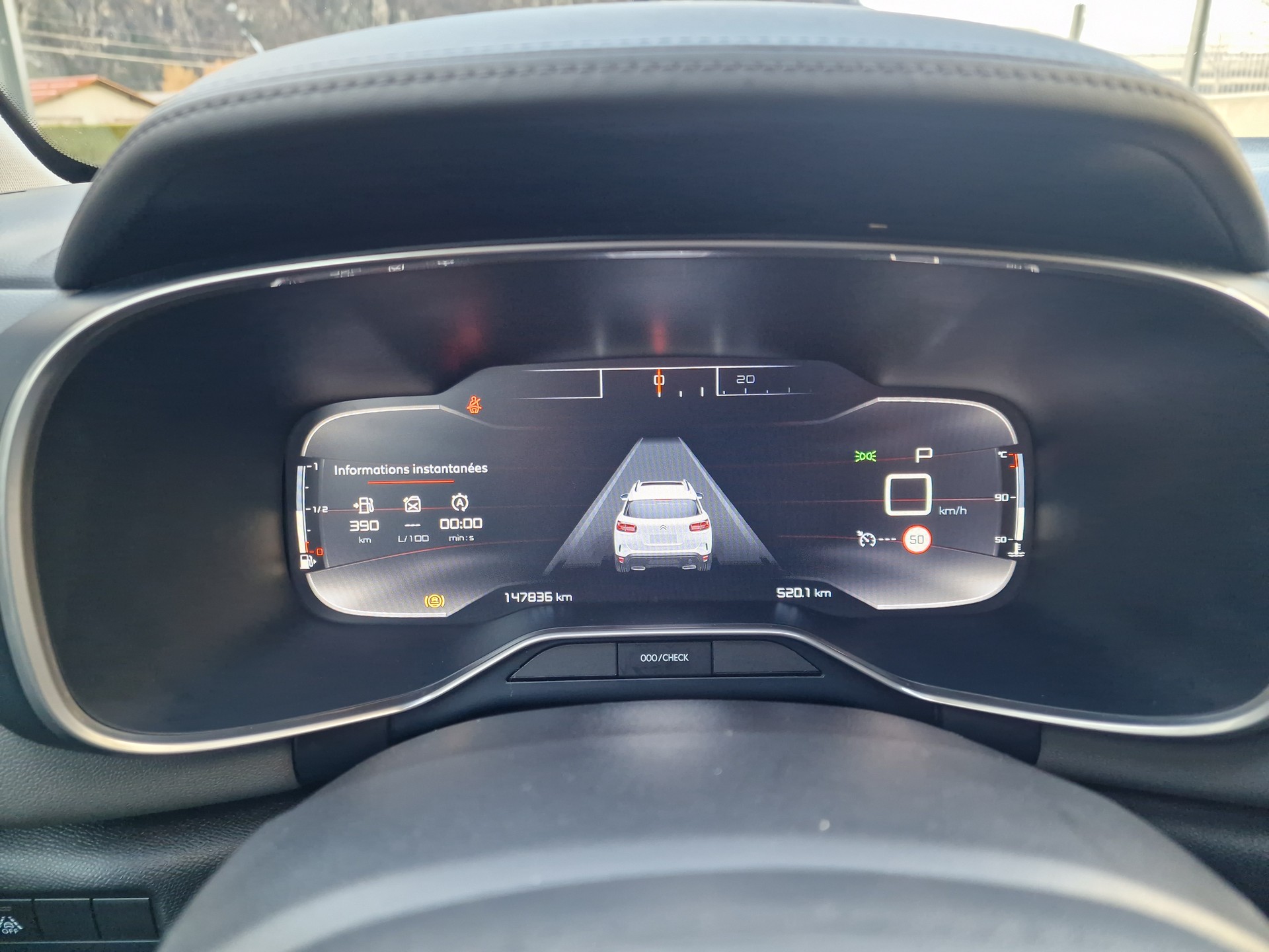 CITROEN C5 Aircross 1.5 BlueHD Feel EAT8-image-10
