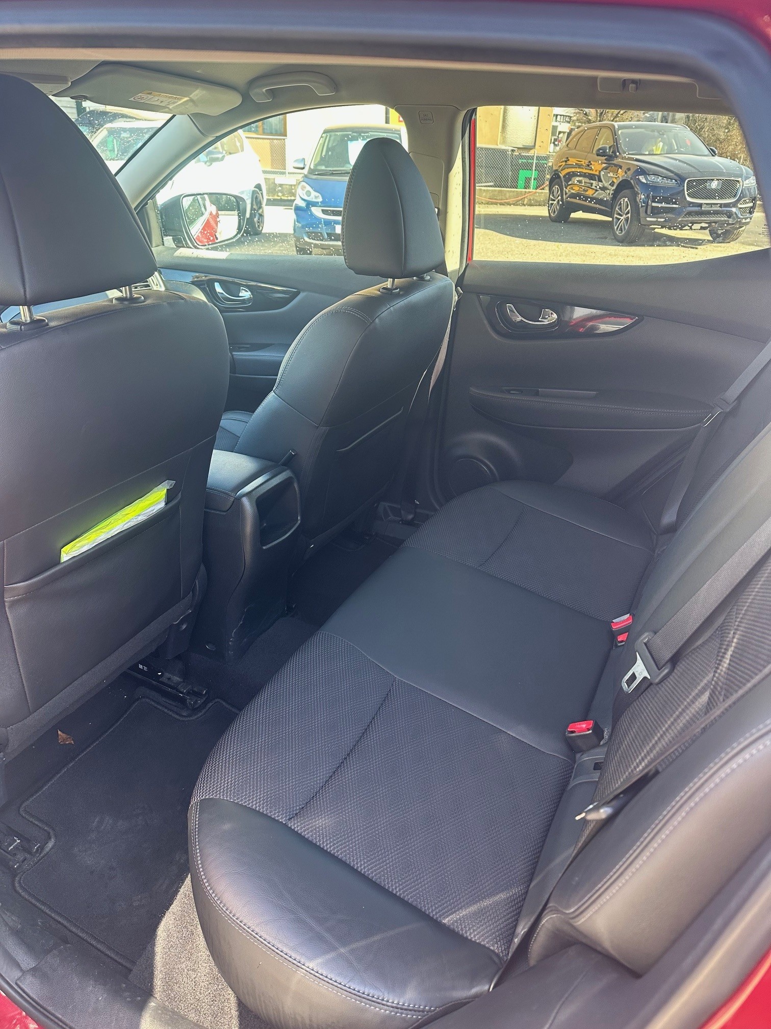 NISSAN Qashqai 1.2 DIG-T 360° Xtronic CVT-image-6